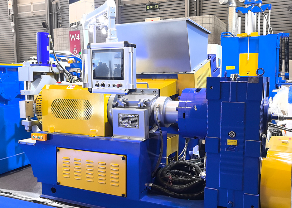 橡胶过滤出片成品实拍